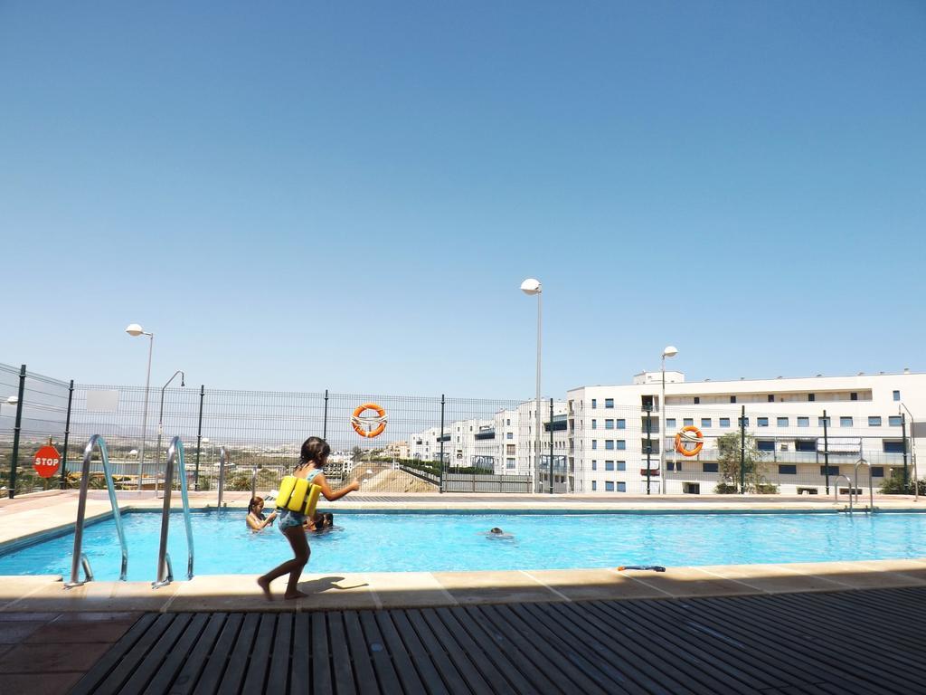 Duplex En Garrucha Con Parking Apartment Room photo