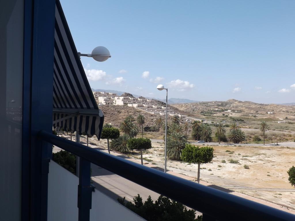 Duplex En Garrucha Con Parking Apartment Room photo